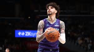 LaMelo Ball Makes Hornets History With 3-Pointers vs. Wizards, How Many ...