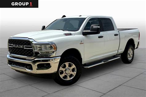 Pre-Owned 2024 Ram 2500 Big Horn Crew Cab Pickup in Denton #RG156492 | Group 1 Chrysler Dodge ...