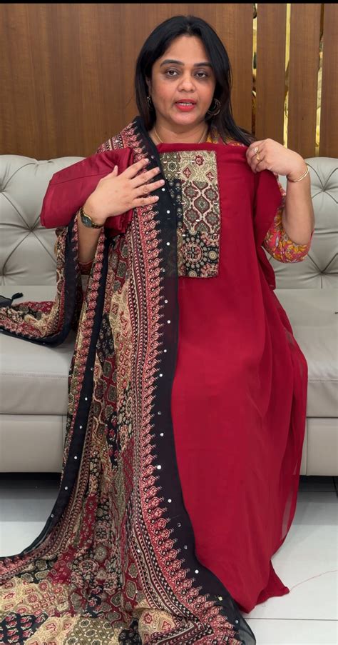 GEORGETTE UNSTITCHED SALWAR SUITS - IHA 29565 – Iha Designs Bridal Studio