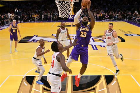 LeBron James Makes Feelings Clear On Fitting Into Lakers Roster After ...