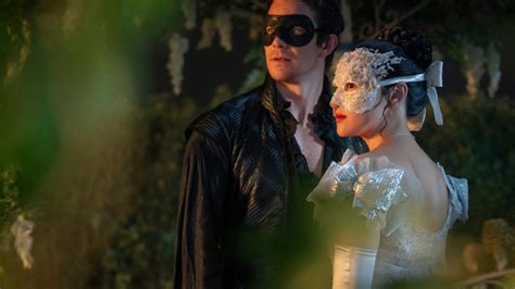 'Bridgerton' Season 4: Everything to know about the show's return