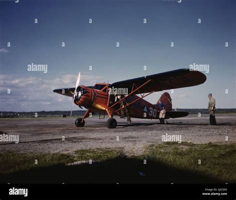 1940s man in bar hi-res stock photography and images - Alamy
