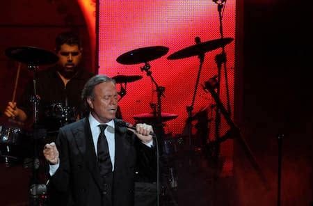 Julio Iglesias rompió el silencio tras ser acusado por abuso sexual ...