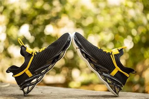 7 Sepatu Lari Wanita Terbaik dengan Dukungan Lengkung - The Shoe Buddy