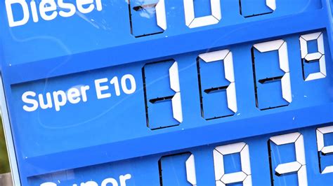 Tankstellenpreise in Deutschland: Politik muss handeln - Wirtschaft - SZ.de