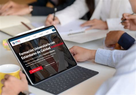 Máster en Dirección de Recursos Humanos y Salud Laboral - UINMA