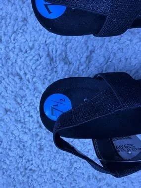 Bandolino | Shoes | Womens 75 Black Strap Wedge Sandals Nwt | Poshmark