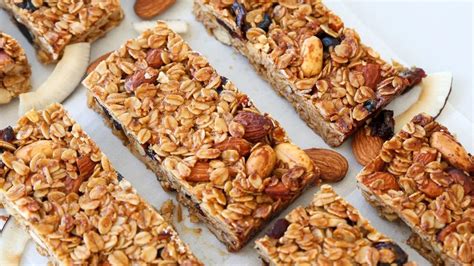 Skip the store-bought, make these healthy granola bars instead