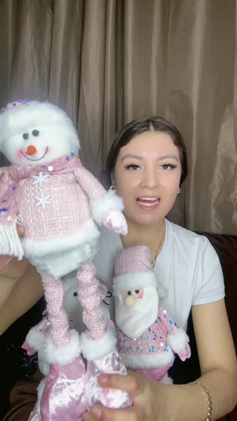 Bonitos muñecos, navideños, color rosita 🎀😍 #muñecosnavideños #navi ...
