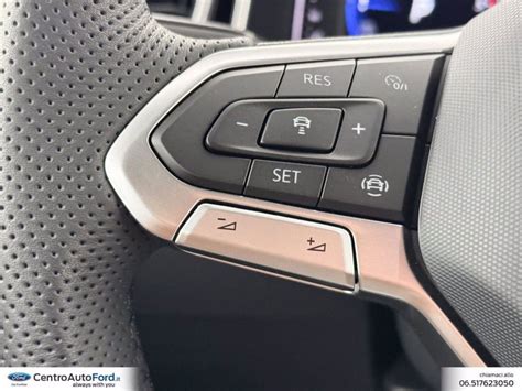 Vendo Volkswagen T-Roc 2.0 tdi R-Line 4motion 150cv dsg nuova a Albano ...