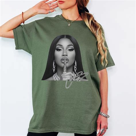 Cardi Bacardi Signature - Little Miss Drama Tour 2026 T-Shirt, Vintage ...