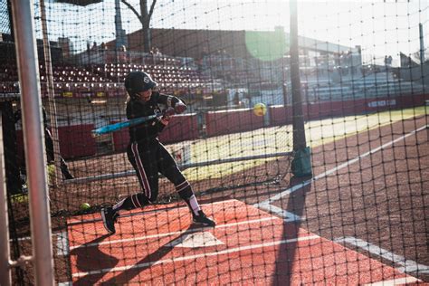 No. 11/10 Gamecocks Drop First Game of the Season to No. 2/1 Sooners ...