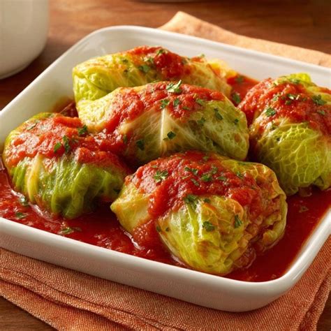 Kohlrouladen in Tomatensauce (Nie wieder aufplatzende Rouladen ...