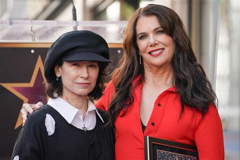 Lauren Graham and Amy Sherman-Palladino to Release 'Gilmore Girls' Book ...