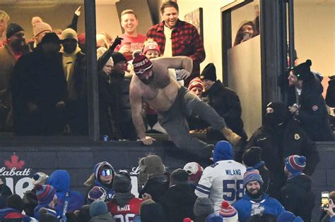 Jason Kelce Explains Why He Was Shirtless at Chiefs vs. Bills Game | Us ...