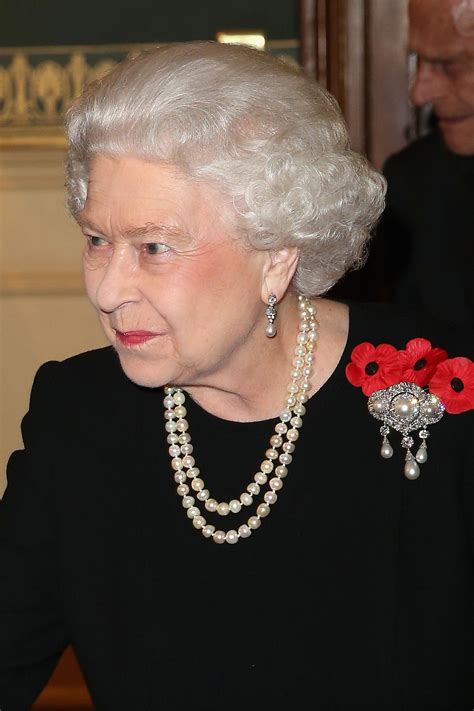 The Princess of Wales keeps Queen Elizabeth II close: Kate Middleton ...