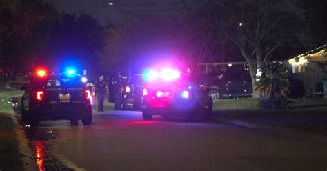 Man shot by former neighbor; suspect surrenders after standoff, Houston ...