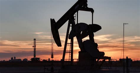 API shows weekly rise in US crude stocks, fuel inventories fall ...