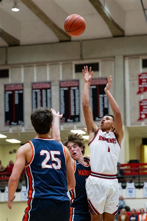 Top 5 Lafayette area boys basketball teams heading toward sectionals