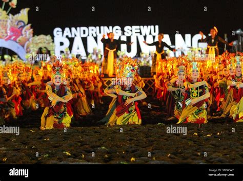 Gandrung Sewu Lights Up Banyuwangi BANYUWANGI, INDONESIA, OCTOBER 24 ...