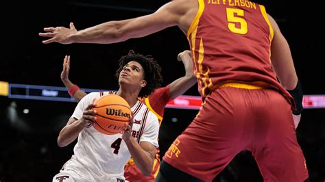 Texas Tech basketball's Christian Anderson slips on court, leaves Big 12 Tournament game