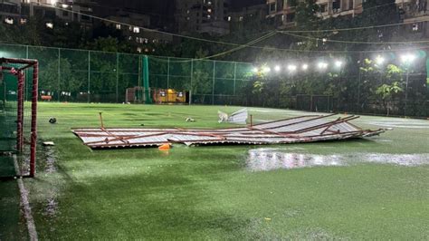 Roof Of Football Turf Collapses In Maharashtra's Thane, Several Feared ...
