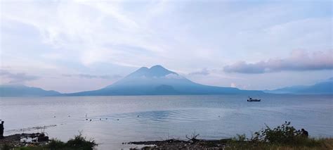 From Guatemala City: Sailing on Lake Atitlán and a visit to Iximché ...