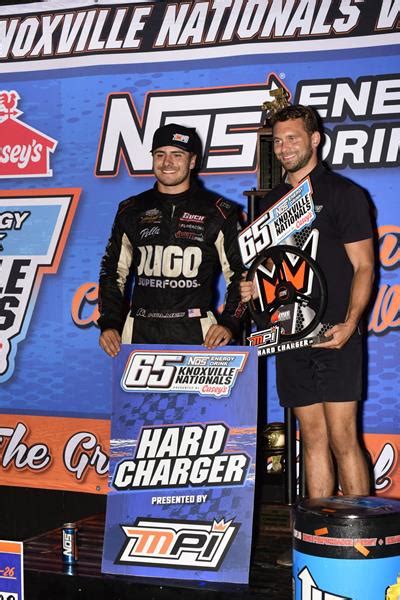 Knoxville Raceway - Sprint Car Capital of the World!