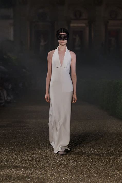 Cruise 2026 Show - womens-fashion - Fashion & Accessories | DIOR