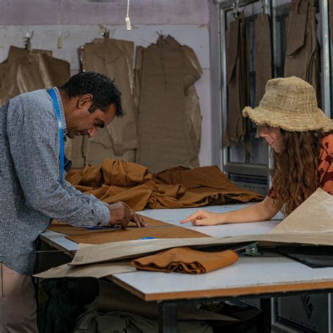 WildWave Crop Top – Crystal Heal