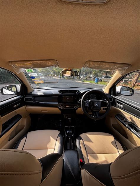 Buy Used Honda Amaze V CVT Petrol BSIV of 2018 model @ 4,90,000 INR in Delhi - 5266935 ...