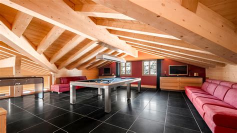 A $20 Million Estate Is Headed to Auction in the Most Expensive Ski Town in the Alps - Mansion ...