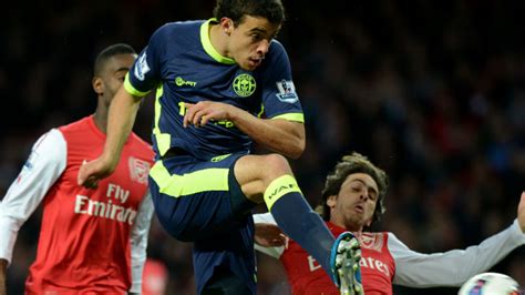 Arsenal 1 - 2 Wigan - Match Report & Highlights