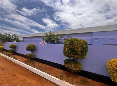 3 bedroom Houses For Sale Emgwanwini , Bulawsyo Emganwini Bulawayo High ...