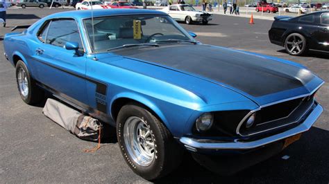How modifications affect muscle car values