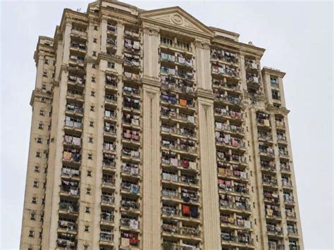Luxury flats or dhobi ghats? Woman's post on people drying clothes ...