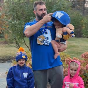 Kylie Kelce's Kids Say Dad Jason's 'Boobs Are Big' While Hers Are 'Tall'