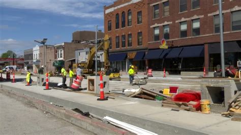 Bloomington Adjusts Downtown Street Plan to address parking