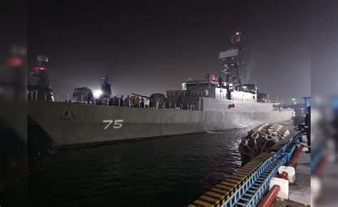 सबमरीन की मायावी दुनिया: समुद्र में छिपे रहते हैं ये साइलेंट किलर पर ...