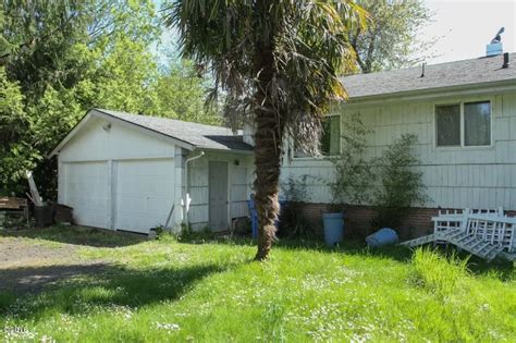 2496 SE Shasta Way, Waldport, OR 97394 | Realtor.com®