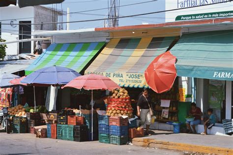 andariega in Spanish: Meaning, Usage and Examples | SpanishStep