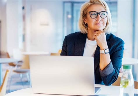 Governance, risk and compliance in the AI era | NTT DATA