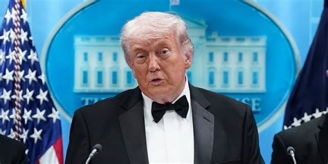 Suspect in White House correspondents’ dinner shooting was armed with ...