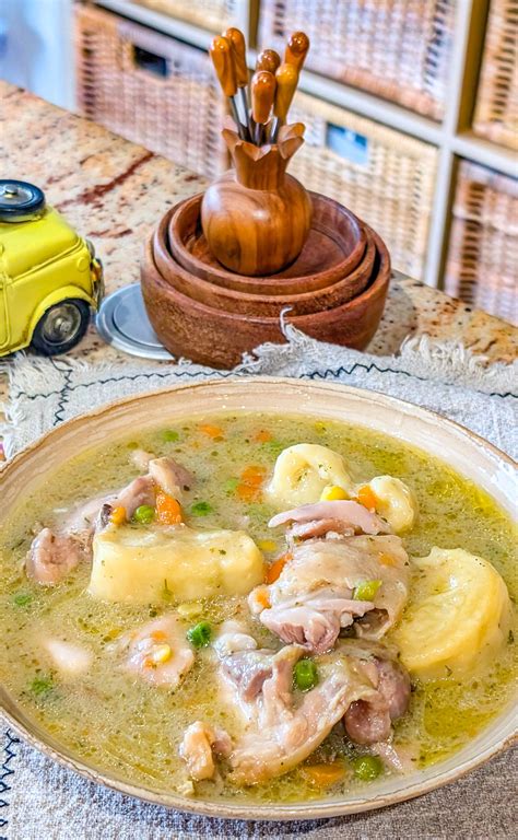 Biscuit Chicken And Dumplings