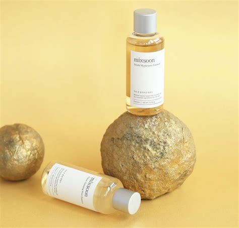 What Beauty Aesthetic Is Trending Right Now?