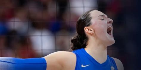 UK Puts Five on AVCA All-Region Team, Wins Three Major Honors