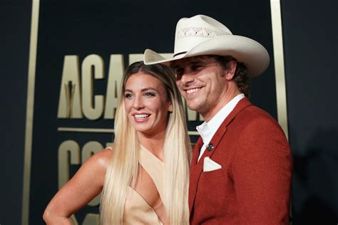 Country music star is pausing his tour: ‘I’m actively seeking ...