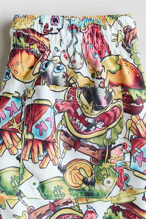 Printed swim shorts - White/SpongeBob - Kids | H&M IN