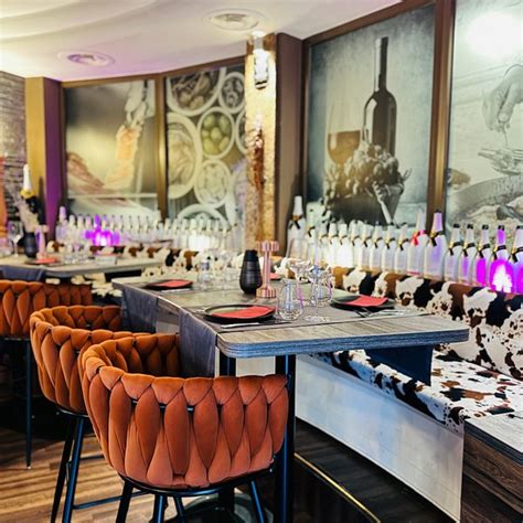 THE 10 BEST Restaurants Near Restaurant El Toro, Mayrhofen