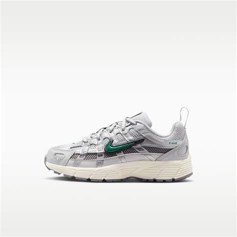Nike P-6000 Shoes. Nike IL